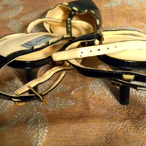 I.N.C. International Concept Heel - Picture 14 of 14